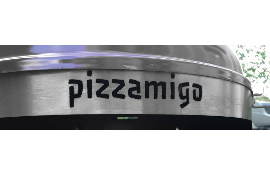 Pourquoi le Pizzamigo est l'accessoire indispensable à la cuisson  de votre pizza au barbecue?